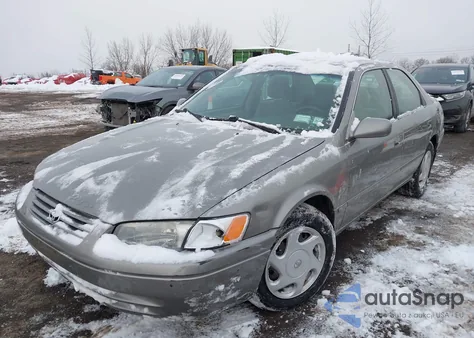 1997 Toyota Camry Le/Xle z USA, uszkodzony, nr VIN JT2BF22K7V0072699